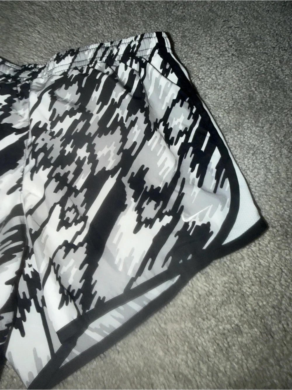 Nike Women’s Black & White Printed Athletic Shorts